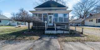 1827 Gilbert St Gallery 1