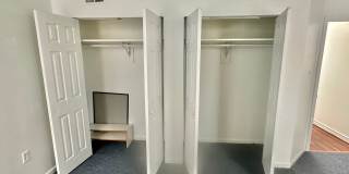 2052 -Loukas Gallery 28