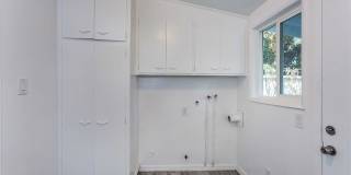 16231 Moorpark Street Gallery 1