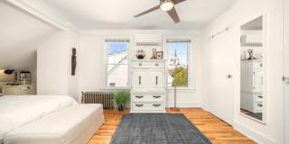 401 Hunter Avenue Gallery 17