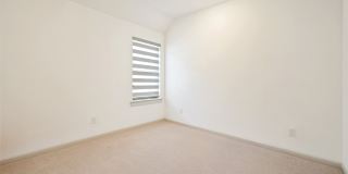 1240 Crescent Lane Gallery 16