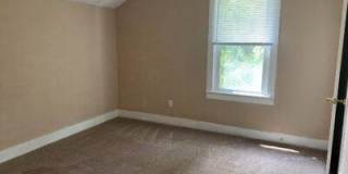 1127 16th SE St Gallery 9