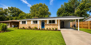 Now Leasing: Charming 3-Bedroom Home with Fenced Yard! Now Leasing: Charming 3-Bedroom Home with Fenced Yard! Gallery 2