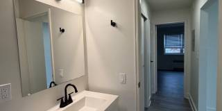 Livingston Gardens Gallery 27