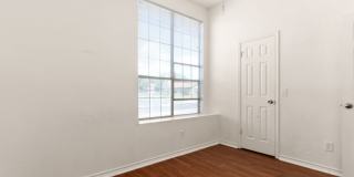 2702 Hemlock Dr Gallery 11