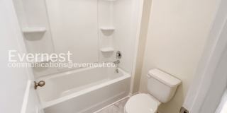 2370 Tournament Drive Gallery 21