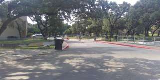 Townhouse near Medical Center in Gated Community Gallery 13