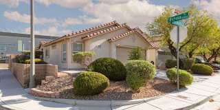 Single story cul-de-sac home in Southern Highlands Gallery 1