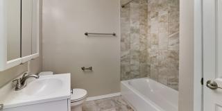 Maple Grand Gallery 10