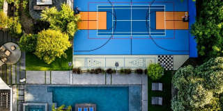 5415 Amestoy Ave Gallery 3