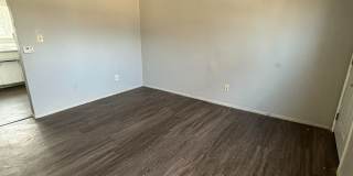 821 W 8th Gallery 3