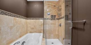 Charming 2BR Condo in Saint Louis Gallery 20