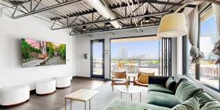 700 Central Gallery 38