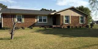 583 Main Street Gallery 1