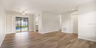 423 VAN REED MANOR Drive Gallery 2