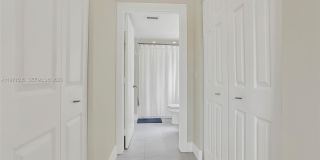 2009 SE 10th Ave Gallery 24