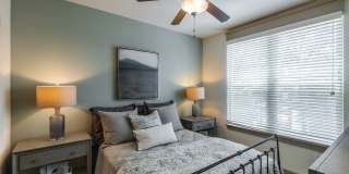 35 Folly Apartments Gallery 8