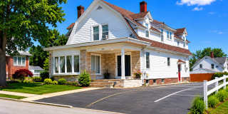380 Farmington Ave Gallery 1