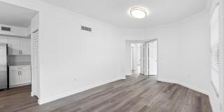 The Charleston at Boca Raton Apartments Gallery 36