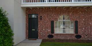 Charming New Orleans Style Townhouse in Gated Community on LSU bus route Charming New Orleans Style Townhouse in Gated Community on LSU bus route Gallery 1