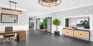 Halstead Fair Oaks Gallery 12