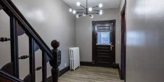 5 Bedroom 2.5 Bath Midtown Home Gallery 6