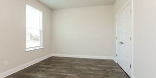 2432 Elmcroft Avenue Gallery 4