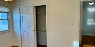 306 Jefferson Ave Gallery 17