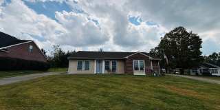 2 Bedroom 1 Bathroom Duplex Gallery 1