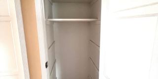 Single Family. 3-bed Home - Desireable Neighborhood! Gallery 46