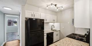 The Onyx Hoover Apartments Gallery 23