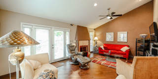 7720 N PINESVIEW Drive Gallery 8