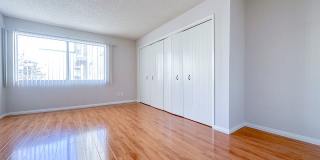 718 N Monterey St Gallery 40