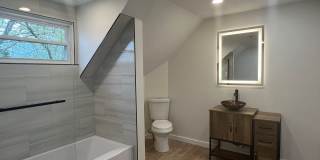 Detroid Shoreway Renovated  4 Bedroom, 2 Bath House with Detached Garage Gallery 19