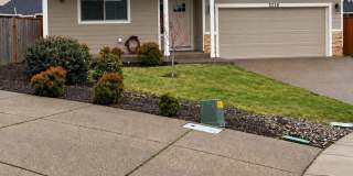 Beautiful 3-Bedroom Home with A/C, Fenced Yard & 2-Car Garage Gallery 1