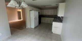 Nice Family home in Ward Gallery 6
