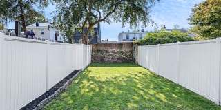 147 East St Gallery 6