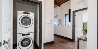 Peper Lofts Gallery 33