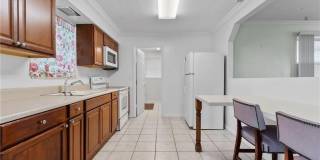 312 Grovewood Avenue S Gallery 10