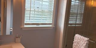 711 Mount Place Gallery 34