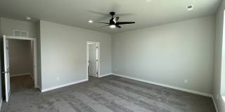 629 West Snowy Owl Street Gallery 28