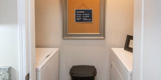 Cambridge Square Gallery 12