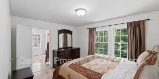 3120 Baucom Rd Gallery 3