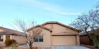 Cute 3 bed, 2 bath home in Huning Ranch Gallery 1