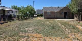 SPACIOUS, BRIGHT 2 BEDROOM - LARGE YARD Gallery 6