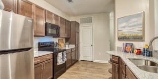 Port 58 Apartments @ Hillpoint Gallery 4