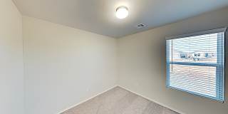 Spacious 3 Bedroom 2 Bath Home in Mustang Schools Gallery 15