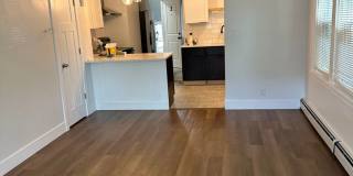 Charming 1BR 4plex in Minneapolis Gallery 5
