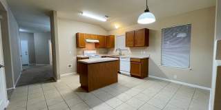 Nice brick home located near the cul-de-sac on Spruce Dr. Available now! Gallery 6