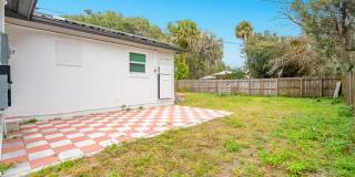 Say Goodbye to Electric Bills & Hurricane Outages with a Solar-Powered Home Gallery 21